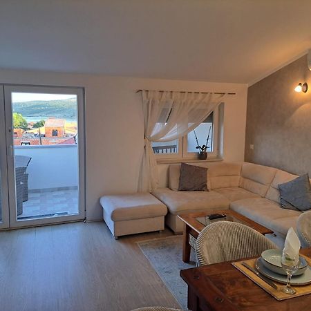 Apartman Lucia Posedarje Luaran gambar