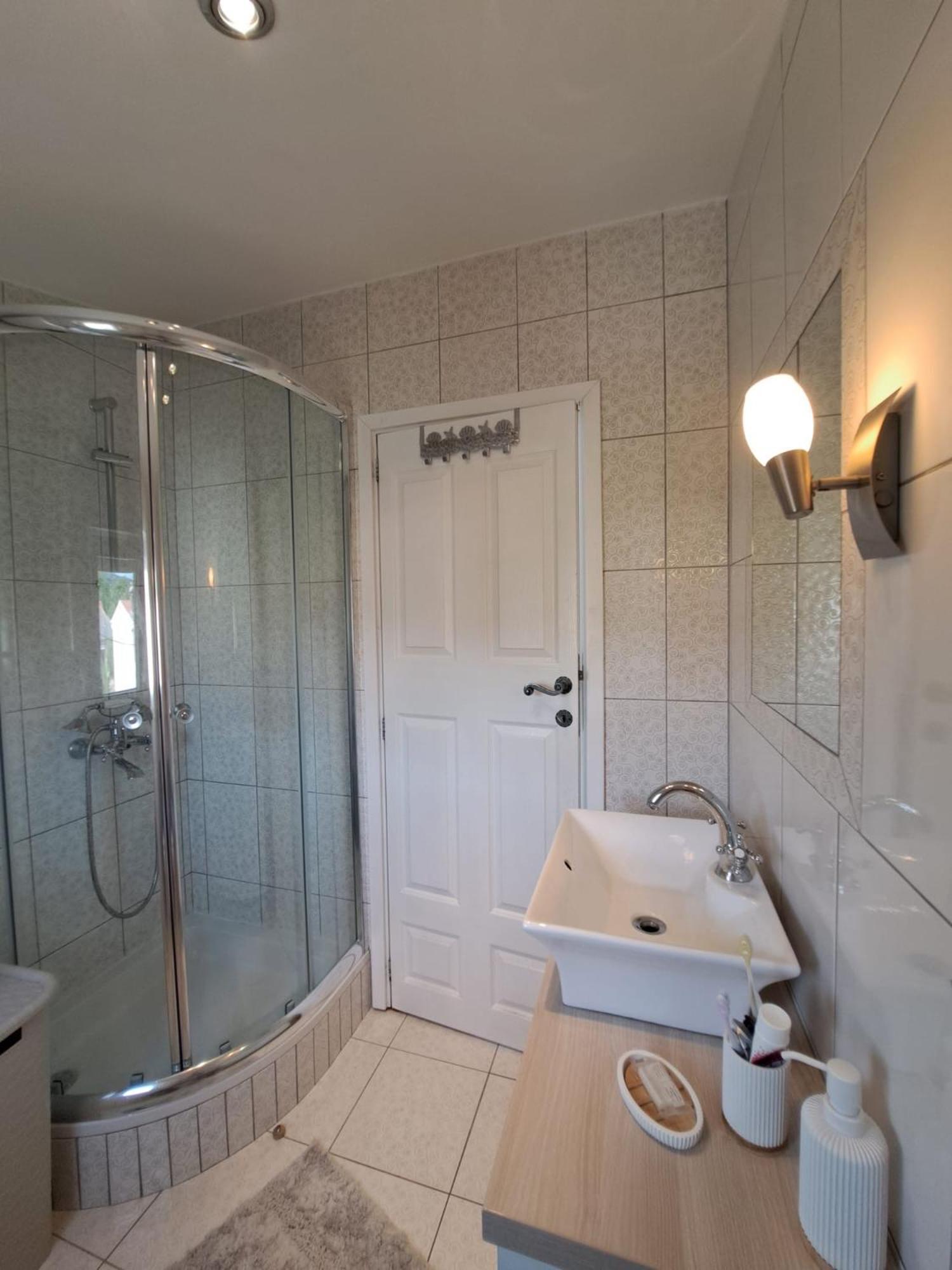 Apartman Lucia Posedarje Luaran gambar