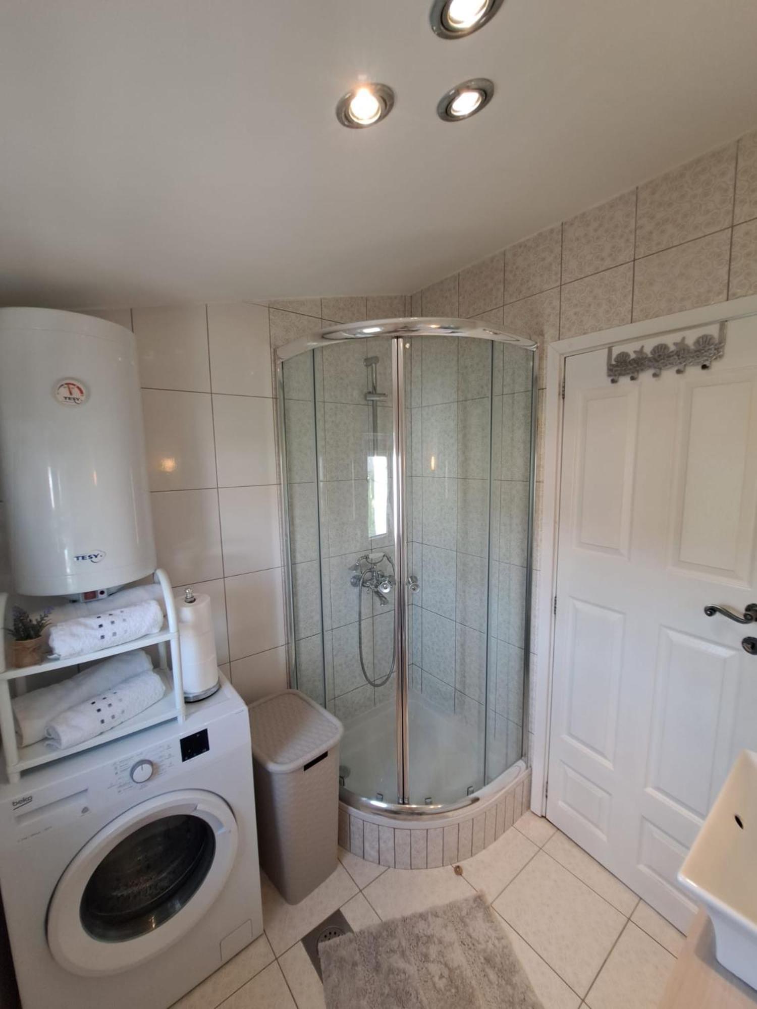 Apartman Lucia Posedarje Luaran gambar
